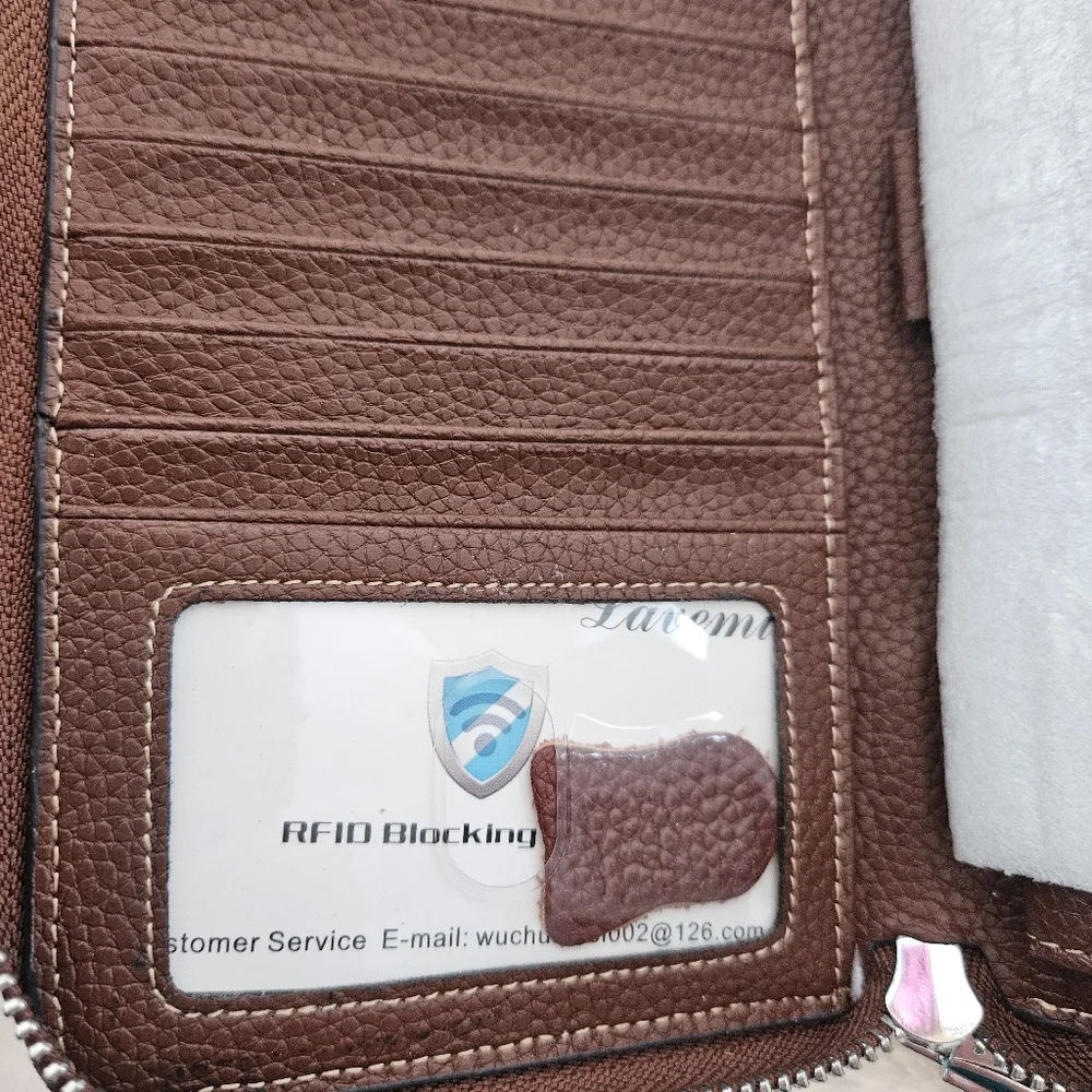 RFID Brown 100% Real Pebbled Leather Wallet Fits Phone and Passport  Wristlet - Picture 3 of 7